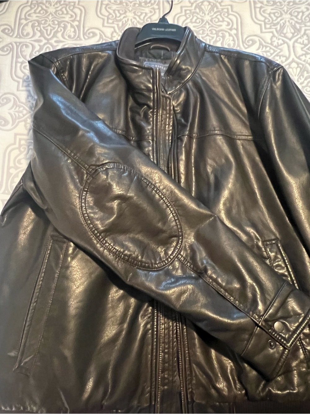 G.H. Bass & Co. Brown/ Expresso Leather Bomber Jacket - Picture 3 of 9